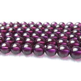 紫牙烏石榴石 紫牙烏石榴石