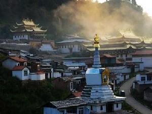 郎木寺是旅遊勝地