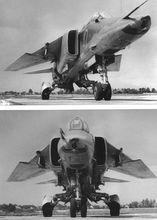 生產型米格-27的兩張照片，左右一套分別有一個短艙