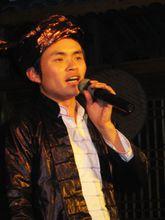 吳安華[侗族歌手]