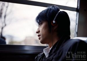 《在世界的中心呼喚愛》