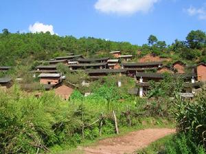 窄溝河村 窄溝河村