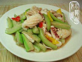 絲瓜炒魷魚 絲瓜炒魷魚