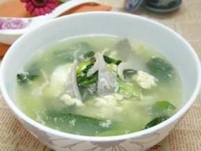 平菇鳳翅湯 平菇鳳翅湯