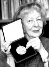 維斯瓦娃·辛波絲卡