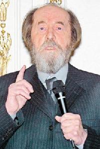 亞歷山大·伊薩耶維奇·索忍尼辛 亞歷山大·伊薩耶維奇·索忍尼辛