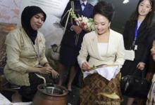 彭麗媛繪製巴迪布