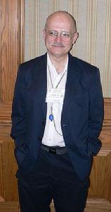 弗諾·文奇 弗諾·文奇