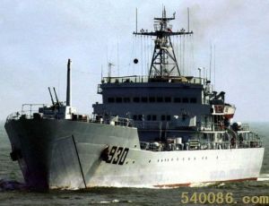 靈岩山號坦克登入艦