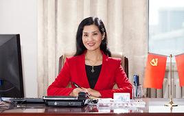 楊薇[哈爾濱勞動技師學院黨委副書記、紀委書記]