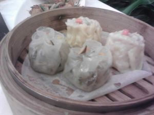 脆腸香芋燒麥 脆腸香芋燒麥