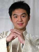 范近輪--飾蕭　三