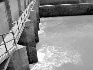 德盛鎳業生產污水從這裡排入大海。