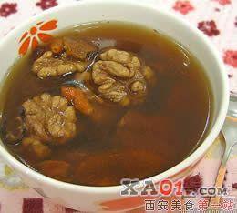 黃酒核桃湯 黃酒核桃湯