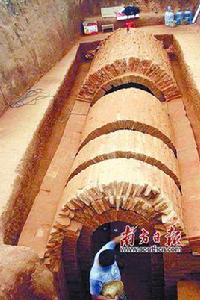 陽江千年古墓 陽江千年古墓