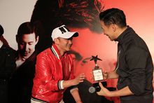 獲歌神張學友頒獎