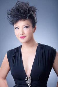 劉雅麗[香港演藝界多線藝人]