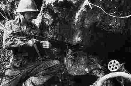 一人、一槍、三顆手雷,他在朝鮮堵截了美軍一個師! 一人、一槍、三顆手雷,他在朝鮮堵截了美軍一個師!