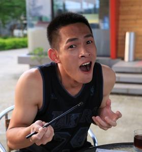 孔祥東(孔鏘) 個性憨厚的乖寶寶