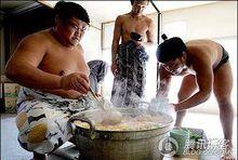 日本相撲選手增肥