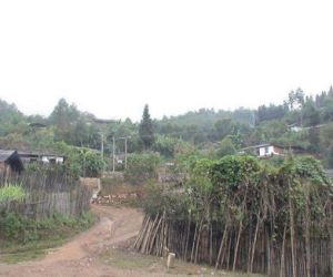 來二列村 來二列村