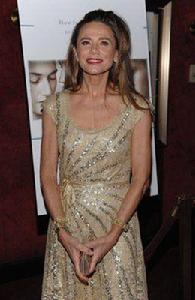 麗娜·奧琳 麗娜·奧琳