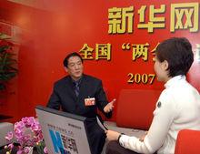 賴聯明做客新華網