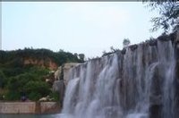 青州龍潭湖瀑布