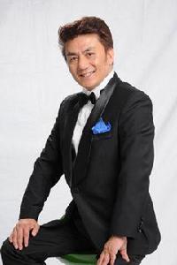 王仁亮[男高音歌唱家]