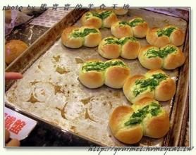 奶油蔥花小餐包