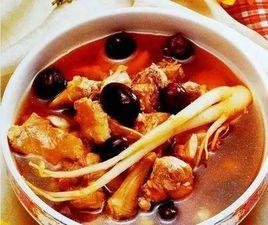 黨參紅棗燉雞 黨參紅棗燉雞