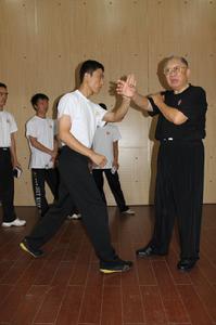 李小龍弟子李愷指導張安邦截拳道技藝