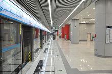 北京捷運10號線豐臺站的站台