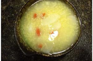 山藥枸杞小米粥 山藥枸杞小米粥