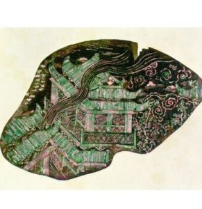 廣寒宮圖嵌螺鈿黑漆盤殘片