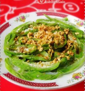 蒜蓉冬粉蒸絲瓜 蒜蓉冬粉蒸絲瓜