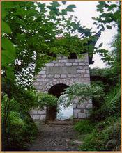 鹽津豆沙關景色