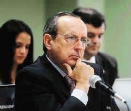 拉斐爾&middot;安赫爾&middot;卡爾德隆&middot;福涅爾