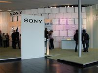 CeBIT 2005展館內的Sony展區