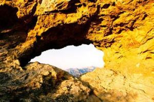 莫魯山國家公園岩洞