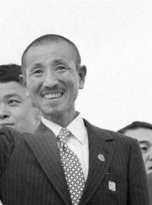 史尼育唔 史尼育唔