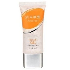 芳草集草本曬後修護冰晶 芳草集草本曬後修護冰晶