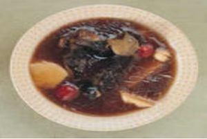 母雞生地燉飴糖 母雞生地燉飴糖