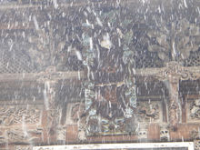 敕造“忠烈”坊