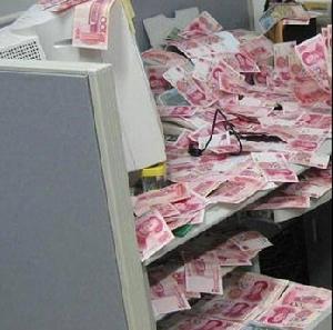 富翁支助貧窮讓中國更富