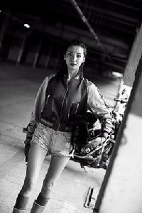 寂寞旅途[鄭雅文演唱歌曲]