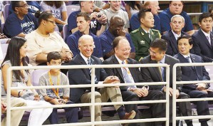 艾希莉&middot;拜登與父親