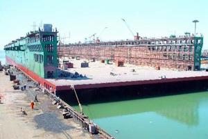 滑動乾船塢門 滑動乾船塢門