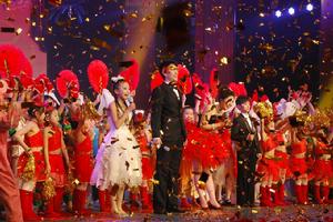 黃曉晨在主持春晚