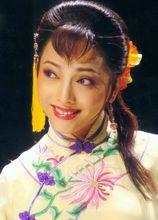 沈鐵梅扮演的金子